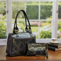 ماندگارترین و لوکس ترین هدیه روز مادر اینجاست|کیف، کفش، کمربند|کاشان, آیت الله سعیدی|دیوار