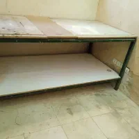 میز کار و لوستر