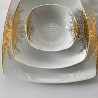 در حد نو خیلی تمیز  فقط یک کاسه کوچک سلاد شکسته