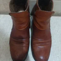 بوت چرمی