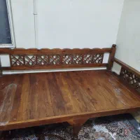 تخت سنتی سالم ومحکم