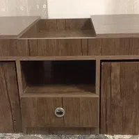 جلو مبلی همراه با ۴ عدد عسلی در حد نو