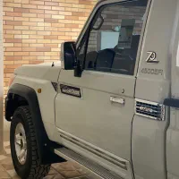 فروش تویوتا لندکرور وانت ۴/۵