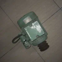 الکتروموتور یک اسب آلمانی|ماشینآلات صنعتی|ری, علایین|دیوار