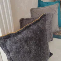 کوسن سالم.  پرده|رختخواب، بالش، پتو|مشهد, ده دی|دیوار