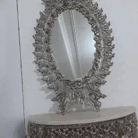 آینه ومیز ست نقره ای۳ تومان|بوفه، ویترین، کنسول|هشتگرد, مدرس|دیوار