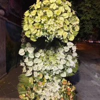 تاج گل ترحیم به دلخواه بوجه شما(ارسال رایگان)
