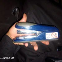 دو عدد منگنه کوب دستی و منگنه کش