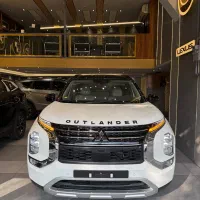 میتسوبیشی اوتلندر ژاپن