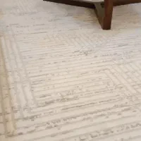 فرش پینترستی با زمینه سفید و قهوه ای