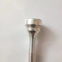 سرسازدنیس ویک فوربی|سازهای بادی|مبارکه, |دیوار