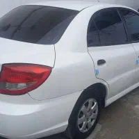 ریو مدل ۸۸ سفید