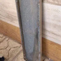 ۱۸ عددقفسه فلزی باپایه نبشی پیچ مهره ای زخیم