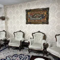 مبل منبت دست ساز همراه۲عسلی وجلو مبلی ۷نفره|مبلمان خانگی و میز عسلی|کرج, شهرک طالقانی|دیوار