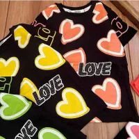 لباس بچگانه|لباس|لالی, |دیوار