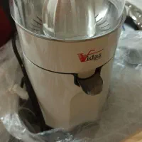 آب مرکبات گیری نو نو وسالم|آبمیوهگیر و آبمرکباتگیر|قم, زنبیل آباد|دیوار