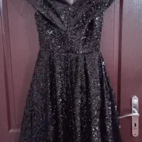 کفش و لباس مجلسی|لباس|سلماس, |دیوار