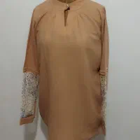 تعدادی شومیز|لباس|نهاوند, |دیوار