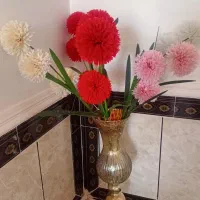 گل و گلدان