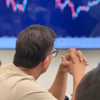آموزش تخصصی ترید - ورود به بازارهای مالی جهانی