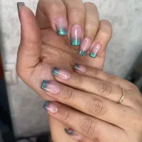 کاشت اقتصادی ناخن فقط۵۵۰،اصلاح وابرو ۲۰۰