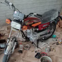 موتور سیکلت در حد خیلی نو با مدارک کامل
