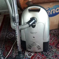 جاروبرقی الکترولوکس