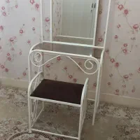 میز آرایش فلزی