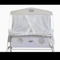 گهواره نوزاد