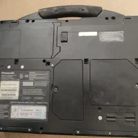 دستگاه ولوو اسکانیا و لپ تاپ