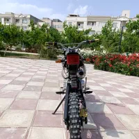 مینی کراس|موتورسیکلت|آشخانه, |دیوار