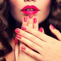 استخدام ناخن‌کار حرفه‌ای