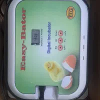 دستگاه جوجه کشی