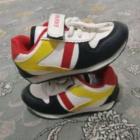 کفش بچه گانه