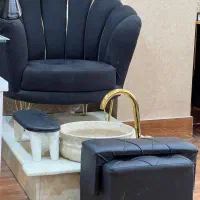 اجاره اتاق و صندلی در سالن زیبایی|اجارهٔ دفتر کار، اتاق اداری، مطب|رشت, کاکتوس|دیوار