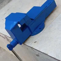 گیره رومیزی و ابزار آلات دست ساز