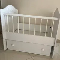 تخت کنار مادر گهواره ای|تخت و صندلی بچه|تهران, دریاچه شهدای خلیج فارس|دیوار