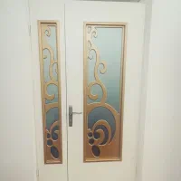 نقاشی ساختمان ودرب و پنجره چوبی وفلزی