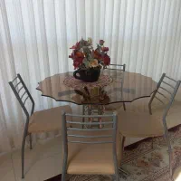 میز نهار خوری ۴ نفره