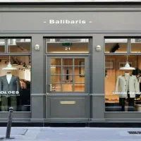 مغازه بر اصلی خیابان امام