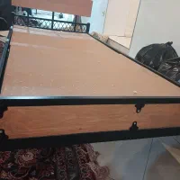 تخت مدرن ام دی اف و فلز|تخت و سرویس خواب|شیراز, عفیف‌آباد|دیوار