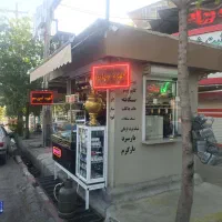 به یک باریستا و فروشنده نیازمندیم