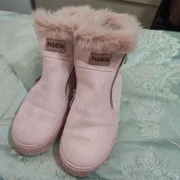 نیم بوت آگ صورتی زیبا و نو سایز ۳۹