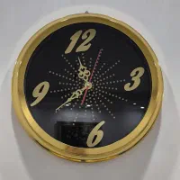 ساعت دیواری