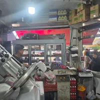 فروشنده و انبار گردان