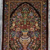 قالی ۶۰ در ۹۰ تمام ابریشم