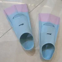 فین قدرتی شنا