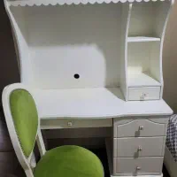 میز تحریر کتابخانه دار به همراه صندلی