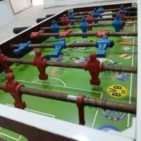 فوتبال دستی با یک عدد توپ