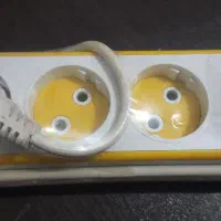 سه راهی برق در رنگ های متفاوت و متنوع